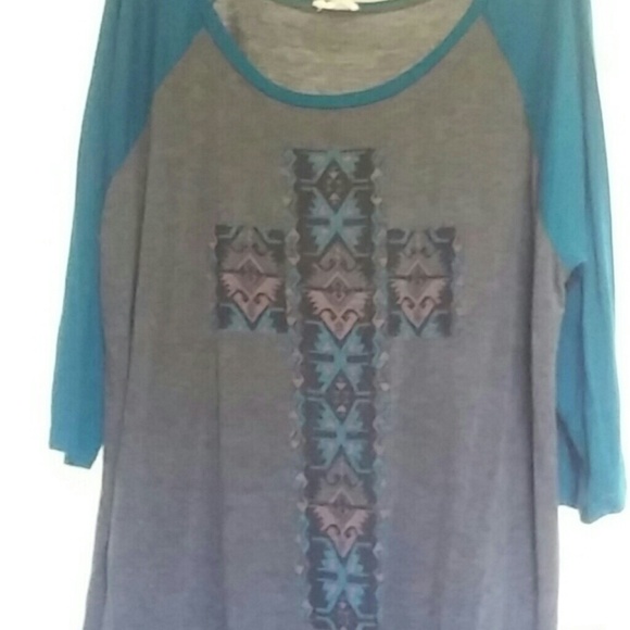 Women's plus size top - Picture 1 of 1